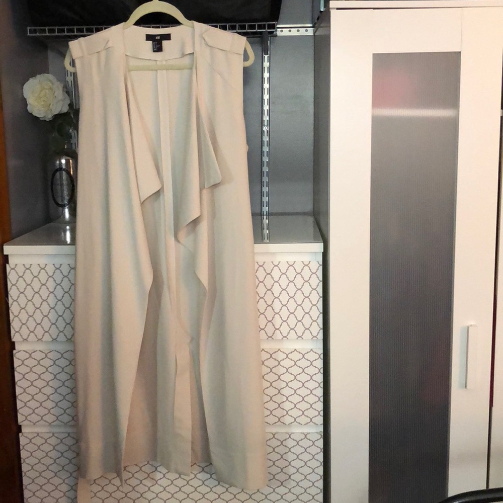 H&M Sleeveless Trench - 8/M